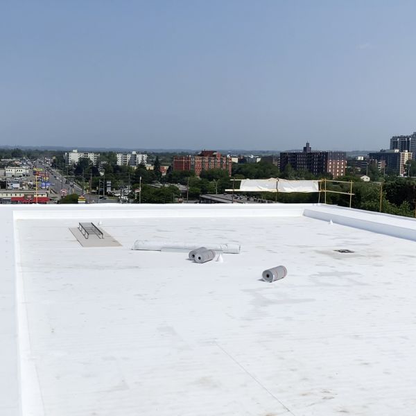 Flat Roof In Oshawa Done With TPO As The Commercial Roofing Material